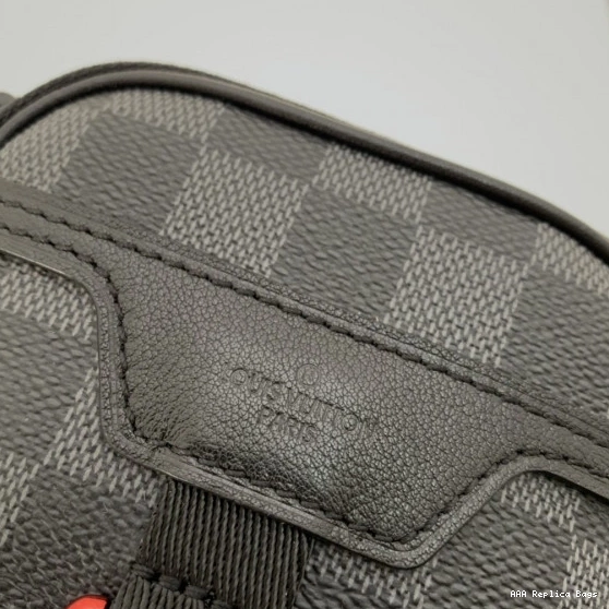 Aaa replica ru UTILITY BAG MESSENGER LOUIS VUITTON 0708